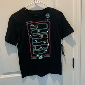 Adidas t shirt glows in the dark